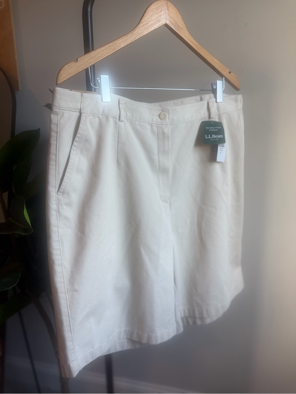 L.L.Bean Cream A-Line Cotton Shorts